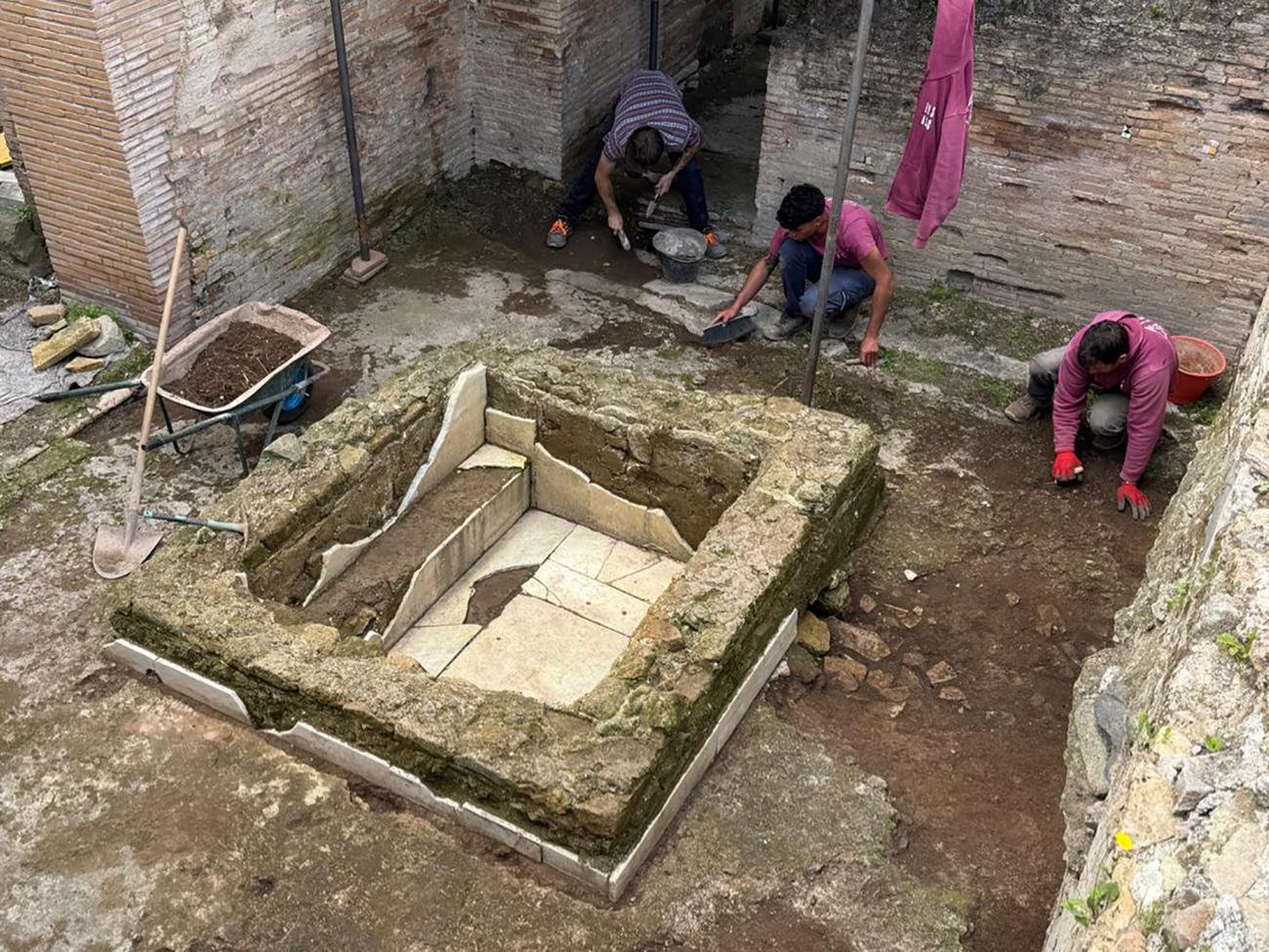 Ancient Roman baths transformed into early Christian church unearthed near Rome