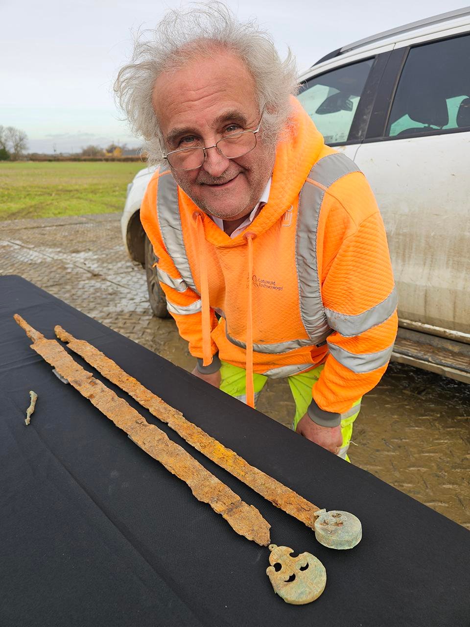 Roman cavalry swords lead to discovery of Iron Age settlement and possible Roman villa in Gloucestershire