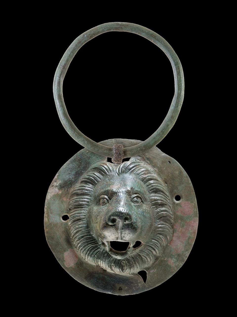 1,900-year-old Roman-era lion-head discs reveal burial customs and cultural symbolism