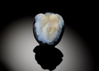 Rare Roman Medusa cameo unearthed in Hallstatt, Austria