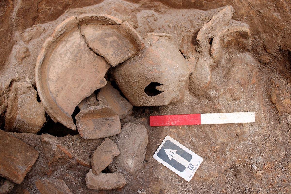 Major Roman pottery industry unearthed in Dorset, England