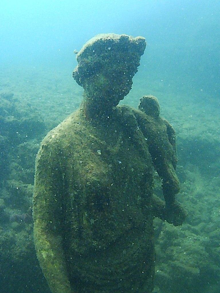 Ancient Roman villa emerges from Lake Fusaro in Italy