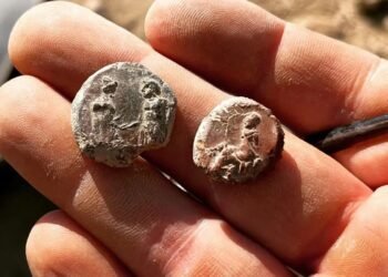 Archaeologists unearth over 2,000 seal impressions in ancient Doliche, Turkey