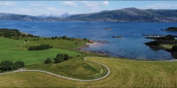 Ancient ship burial in Norway dates to CE 700, rewriting early Viking Age origins