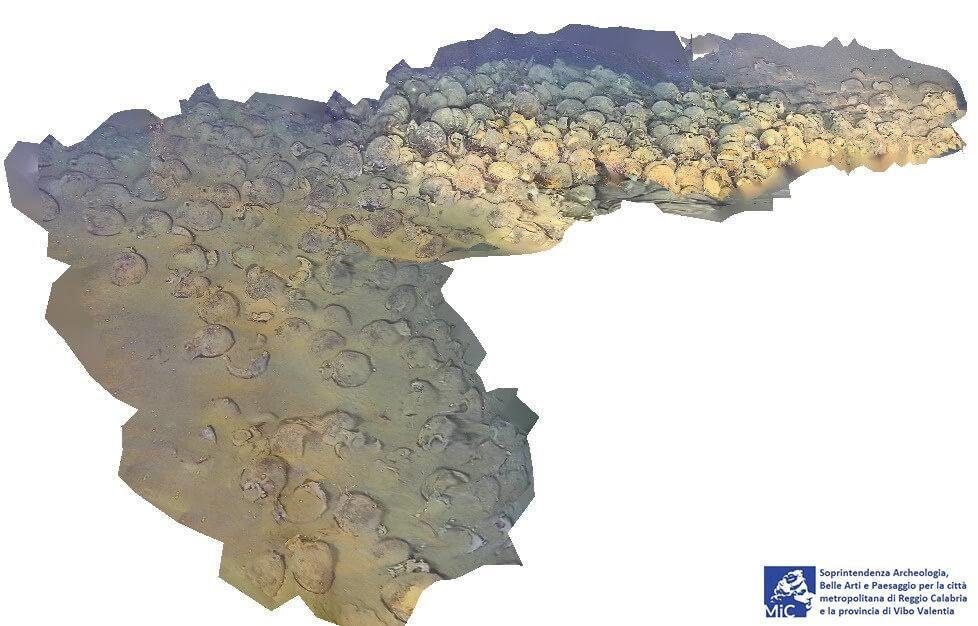 Ancient shipwreck with 300 amphorae found off Italy could reshape views of Mediterranean wine trade