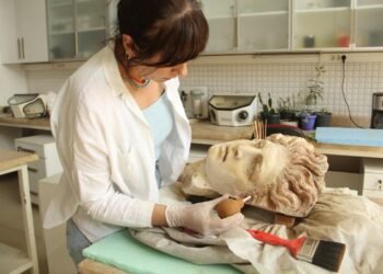 Ancient colored Skylla sculptures discovered in Laodicea