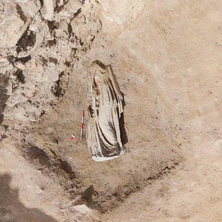 Hellenistic-era statue of ‘Dancing Moses’ unearthed in Stratonikeia