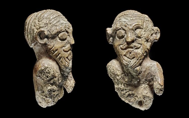 Tiny Viking game piece reveals first portrait and 10th-century hairstyles