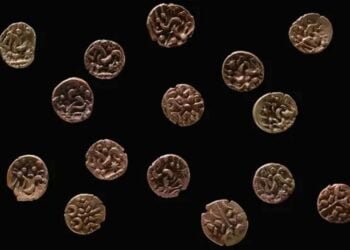 Iron Age gold coin hoard found in Wales