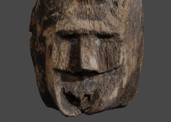 1,000-year-old carved wooden face found in Lake Lednica reveals early Slavic spirituality